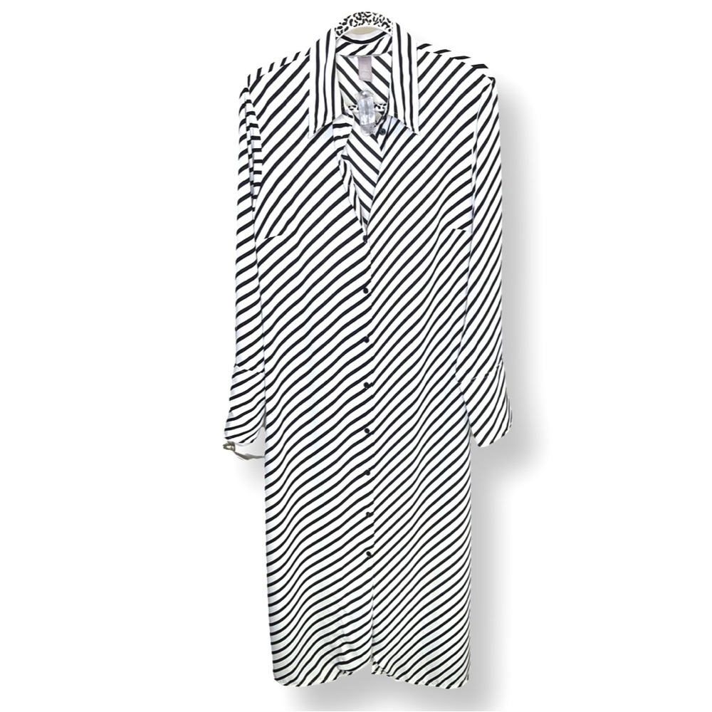 [ H&M ] Black & White Diagonal Stripe Shirt Dress : M : NWT